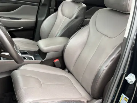 More photos of 2019 Hyundai Santa Fe Ultimate at Noblesville Imports, IN