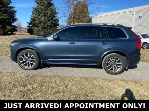 Photos of 2018 Volvo XC90 T6 Momentum for sale in Noblesville, IN at Noblesville Imports