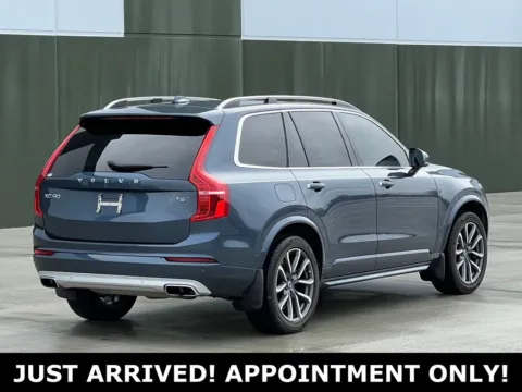 More photos of 2018 Volvo XC90 T6 Momentum at Noblesville Imports, IN