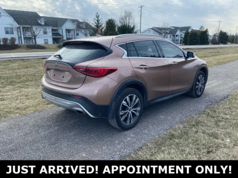 More photos of 2017 INFINITI QX30 Premium at Noblesville Imports, IN