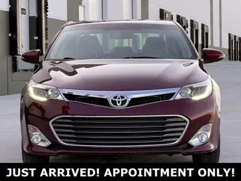 More photos of 2013 Toyota Avalon Limited at Noblesville Imports, IN