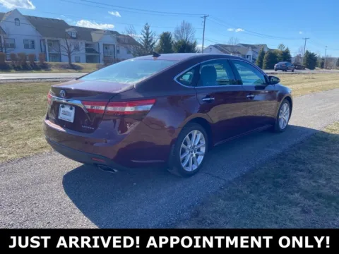 More photos of 2013 Toyota Avalon Limited at Noblesville Imports, IN