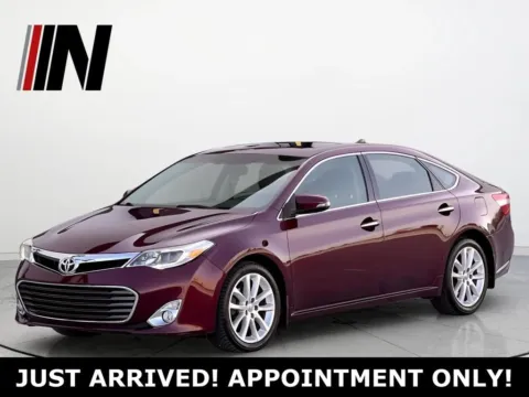 Red 2013 Toyota Avalon Limited for sale in Noblesville, IN