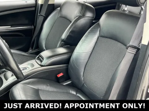 More photos of 2016 Dodge Journey Crossroad at Noblesville Imports, IN