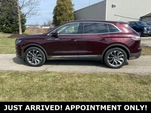 Photos of 2022 Lincoln Nautilus Reserve for sale in Noblesville, IN at Noblesville Imports