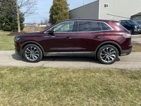 Photos of 2022 Lincoln Nautilus Reserve for sale in Noblesville, IN at Noblesville Imports