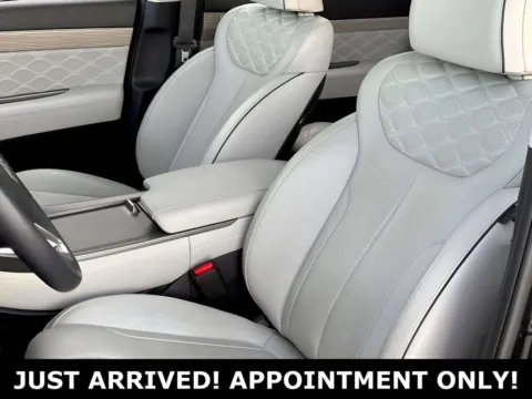 More photos of 2021 Hyundai Palisade Calligraphy at Noblesville Imports, IN