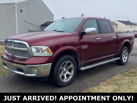 Red 2018 Ram 1500 Laramie for sale in Noblesville, IN