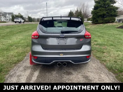 More photos of 2018 Ford Focus ST at Noblesville Imports, IN