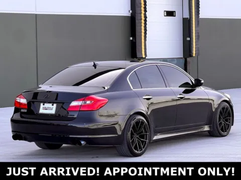 Photos of 2014 Hyundai Genesis 3.8 for sale in Noblesville, IN at Noblesville Imports