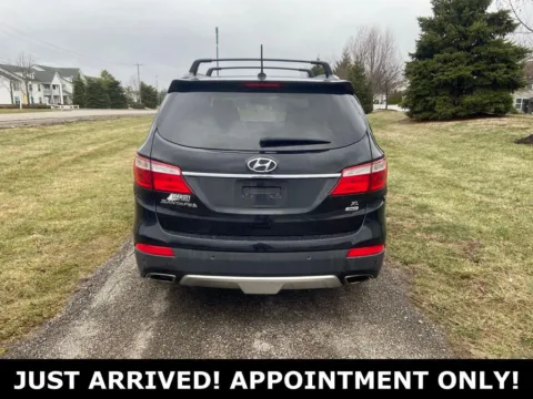 More photos of 2016 Hyundai Santa Fe Limited at Noblesville Imports, IN