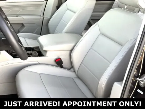 More photos of 2021 Volkswagen Atlas SEL at Noblesville Imports, IN