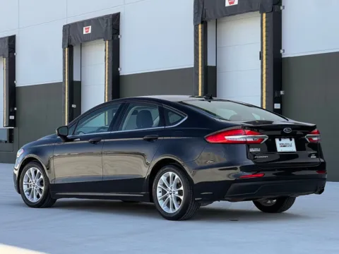 Photos of 2020 Ford Fusion SE for sale in Noblesville, IN at Noblesville Imports