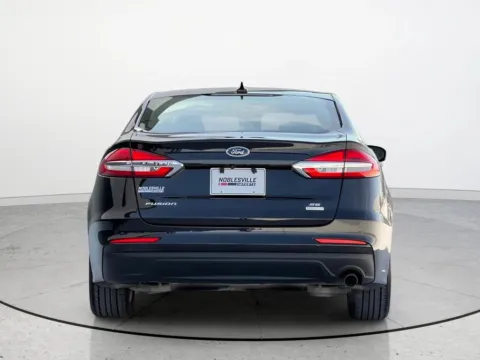 More photos of 2020 Ford Fusion SE at Noblesville Imports, IN