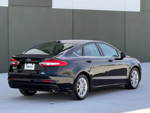 More photos of 2020 Ford Fusion SE at Noblesville Imports, IN