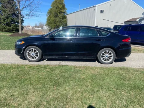 Photos of 2020 Ford Fusion SE for sale in Noblesville, IN at Noblesville Imports