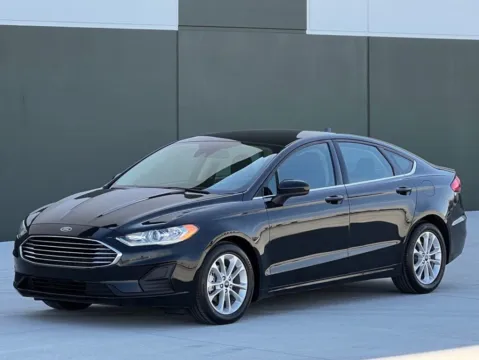 Black 2020 Ford Fusion SE for sale in Noblesville, IN