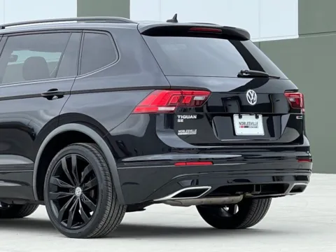 More photos of 2021 Volkswagen Tiguan 2.0T SE R-Line Black at Noblesville Imports, IN