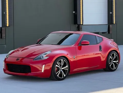 Yellow 2018 Nissan 370Z Sport Tech for sale in Noblesville, IN