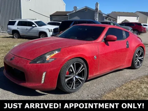Yellow 2018 Nissan 370Z Sport Tech for sale in Noblesville, IN
