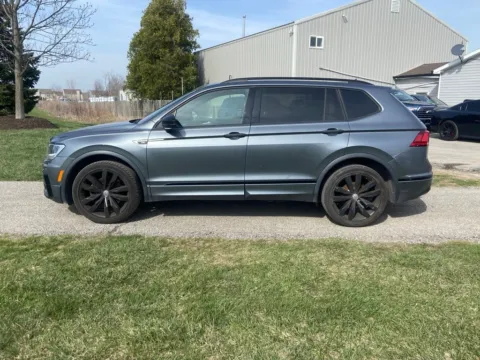 Photos of 2020 Volkswagen Tiguan 2.0T SE R-Line Black for sale in Noblesville, IN at Noblesville Imports