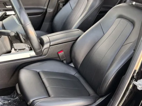 More photos of 2021 Mercedes-Benz GLB 250 at Noblesville Imports, IN