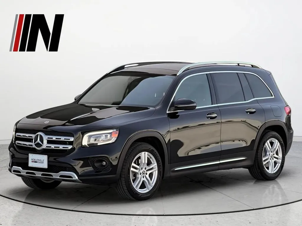 2021 Mercedes-Benz GLB GLB250 4MATIC's photo