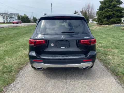 More photos of 2021 Mercedes-Benz GLB 250 at Noblesville Imports, IN
