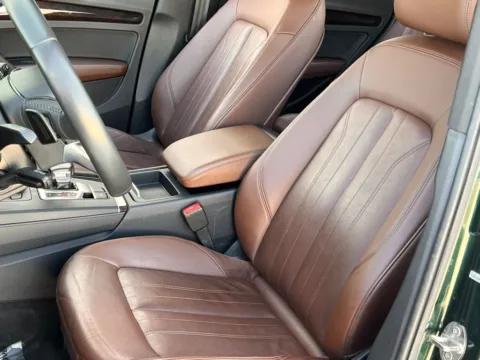 More photos of 2019 Audi Q5 2.0T Premium at Noblesville Imports, IN