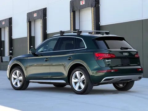 More photos of 2019 Audi Q5 2.0T Premium at Noblesville Imports, IN