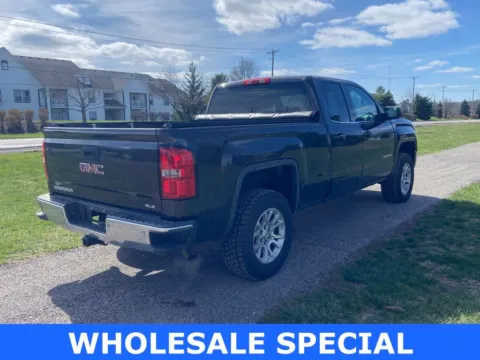 More photos of 2014 GMC Sierra 1500 SLE at Noblesville Imports, IN