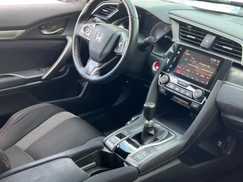 Another view of 2018 Honda Civic Si for sale in Noblesville, IN at Noblesville Imports