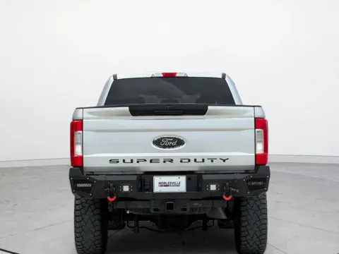 More photos of 2019 Ford F-250SD XLT at Noblesville Imports, IN