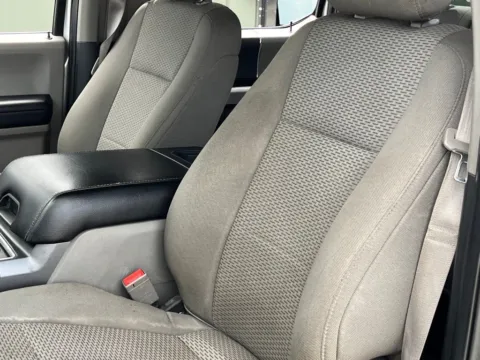 More photos of 2019 Ford F-250SD XLT at Noblesville Imports, IN