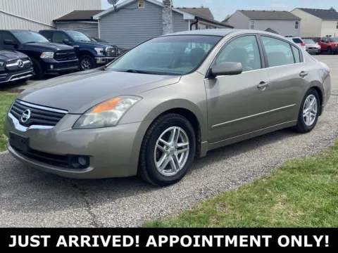 Tan 2008 Nissan Altima 2.5 SL for sale in Noblesville, IN