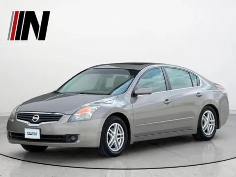 Tan 2008 Nissan Altima 2.5 SL for sale in Noblesville, IN