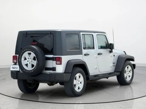 Photos of 2007 Jeep Wrangler Unlimited X for sale in Noblesville, IN at Noblesville Imports