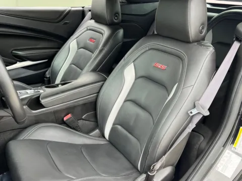 More photos of 2016 Chevrolet Camaro SS at Noblesville Imports, IN