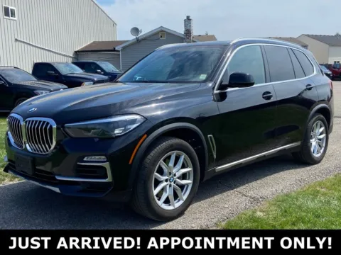 Gray 2021 BMW X5 xDrive40i for sale in Noblesville, IN