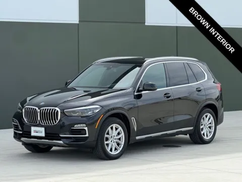 Gray 2021 BMW X5 xDrive40i for sale in Noblesville, IN
