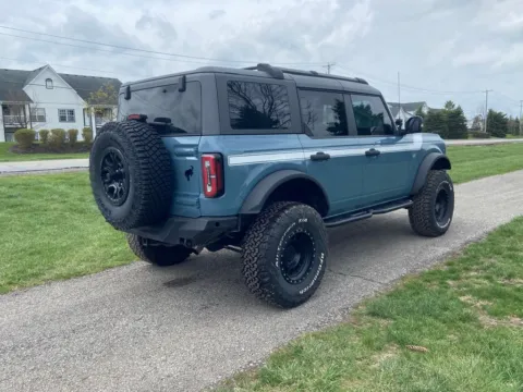More photos of 2022 Ford Bronco Wildtrak at Noblesville Imports, IN