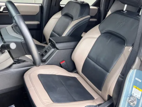 More photos of 2022 Ford Bronco Wildtrak at Noblesville Imports, IN