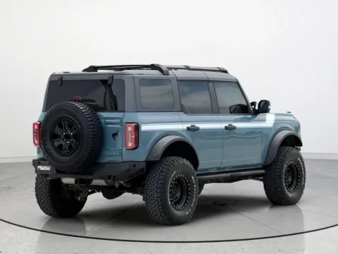 More photos of 2022 Ford Bronco Wildtrak at Noblesville Imports, IN