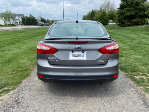 More photos of 2013 Ford Focus SE at Noblesville Imports, IN