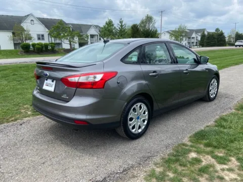More photos of 2013 Ford Focus SE at Noblesville Imports, IN