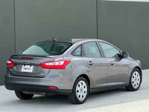 Photos of 2013 Ford Focus SE for sale in Noblesville, IN at Noblesville Imports