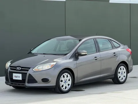 Gray 2013 Ford Focus SE for sale in Noblesville, IN