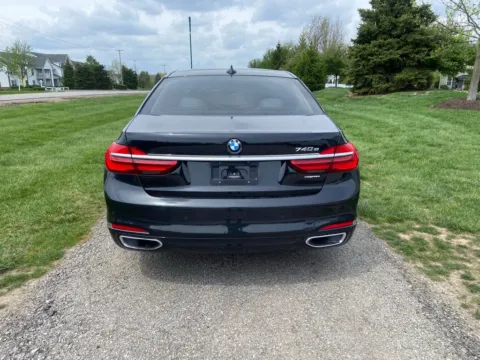 More photos of 2018 BMW 7 Series 740e xDrive iPerformance at Noblesville Imports, IN