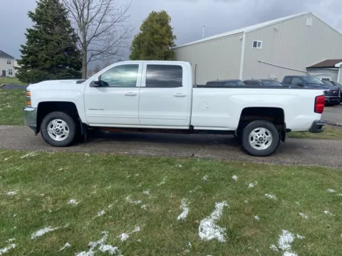 Photos of 2018 Chevrolet Silverado 2500HD LT for sale in Noblesville, IN at Noblesville Imports