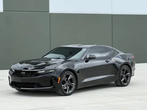 Photos of 2020 Chevrolet Camaro LT1 for sale in Noblesville, IN at Noblesville Imports
